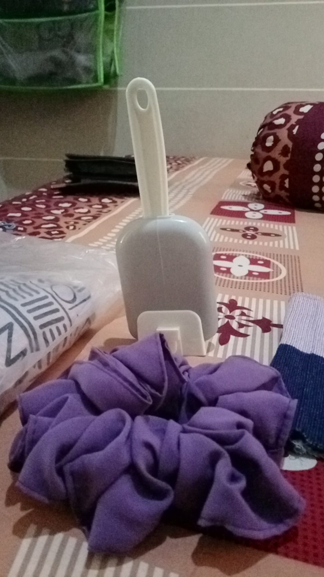 (bisa Bayar Ditempat) Centong Nasi Ajaib / Sendok Nasi Tempat Cover Buka Tutup Otomatis Serbaguna