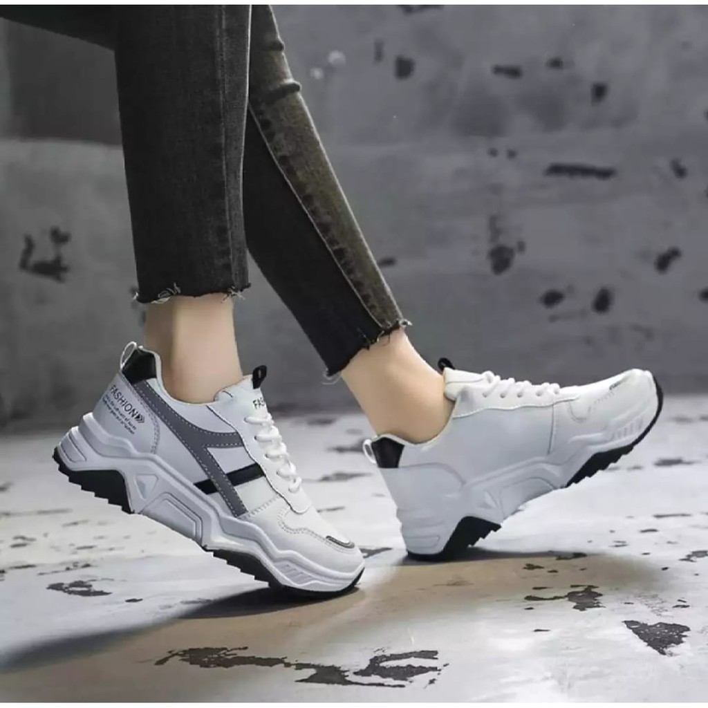 ARY_Shoes-  Sneakers Wanita Korea Sepatu Sepatu Warna Putih Trendy