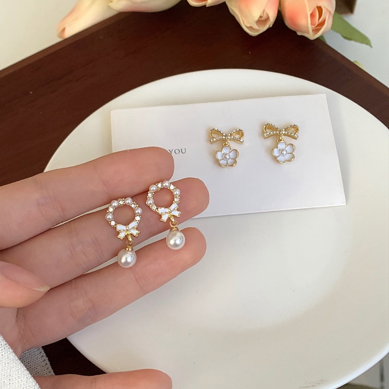 Anting Tusuk Gantung Wanita Desain Geometri Hias Mutiara Gaya Korea Untuk Hadiah 2022
