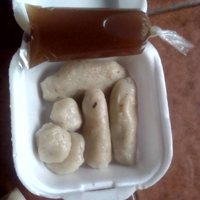 

Pempek ikan tongkol