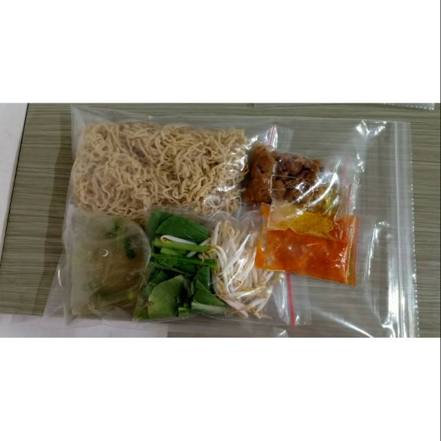 

Mie ayam keriting