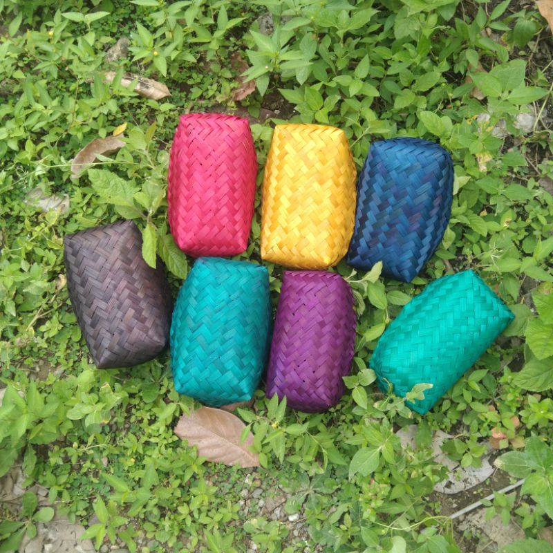 

besek bambu terlaris BESEK BAMBU KECIL WARNA /box Snack / 8x8cm / 10x10cm / 12x12cm / 10x20cm GROSIR