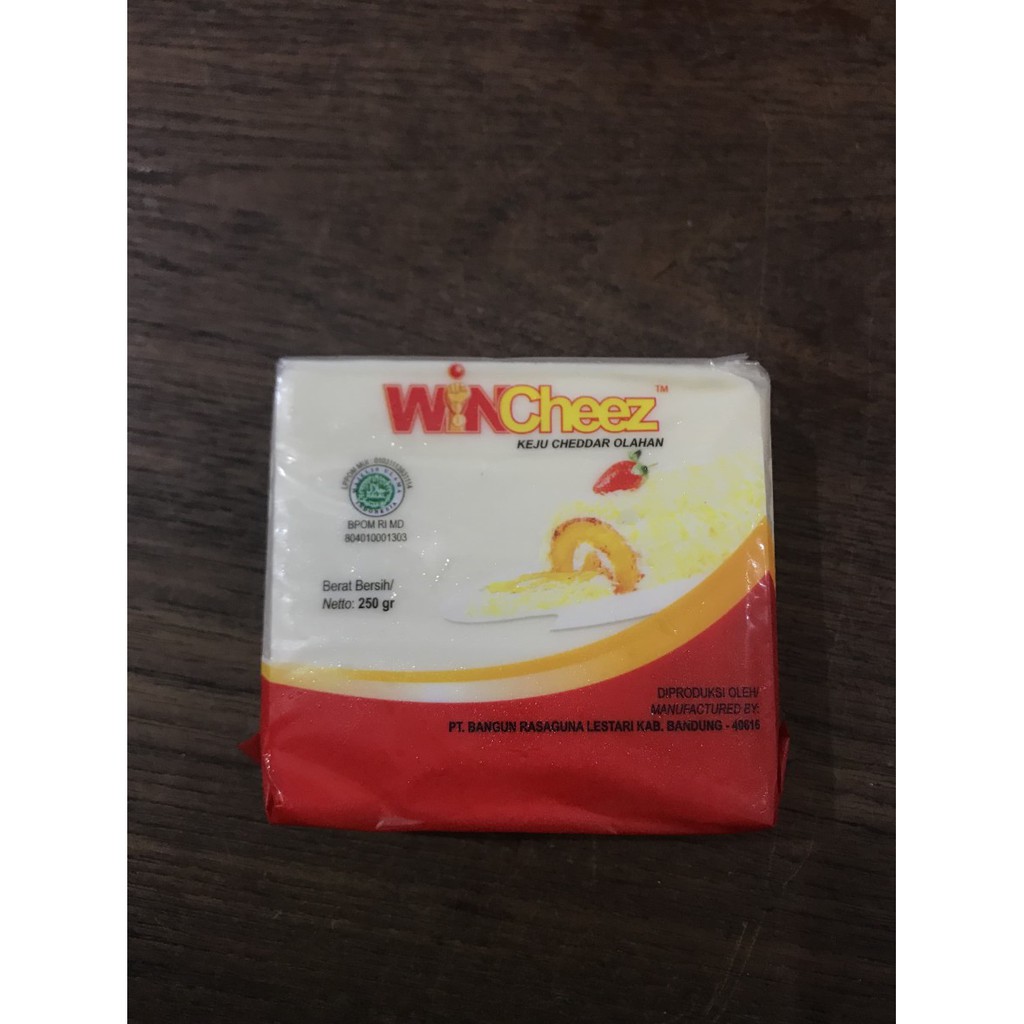 

Keju Keju Cheddar Wincheez Kemasan 250gr