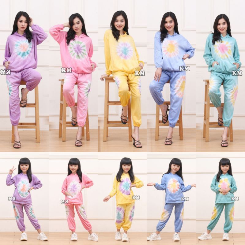 Setelan Hoodie Wanita Terbaru Kekinian Bahan Kaos Motif Tiedye One Set Couple Wanita Dewasa &amp; AnakTerbaru