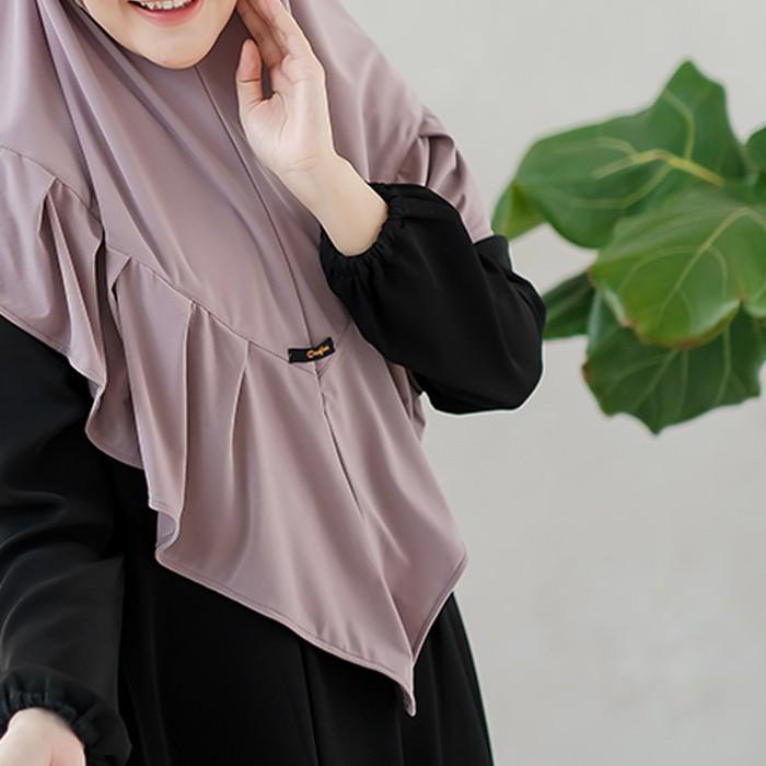 Nafisa Tyas Yess - Kerudung Instan Syar'i Premium