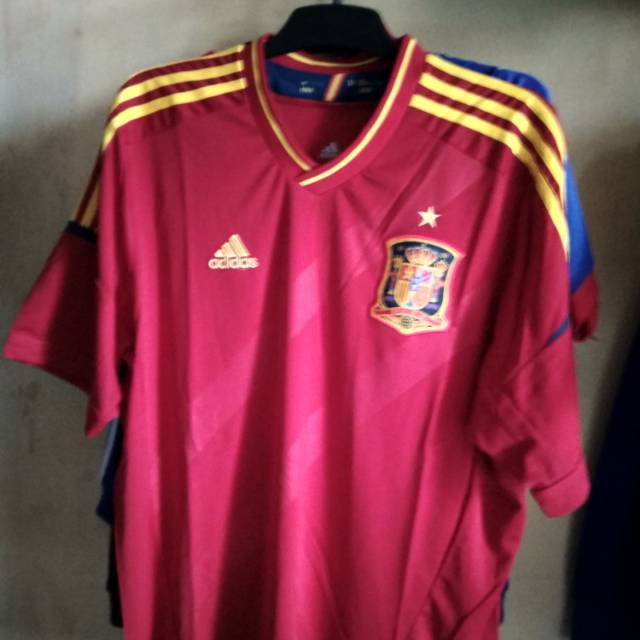 Jersey Spanyol home 2012