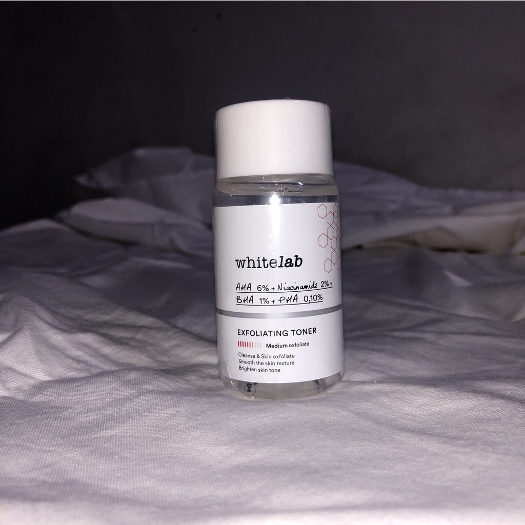 [COD] Whitelab Exfoliating Toner Formulasi Khusus untuk Tingkat Exfoliasi Medium dengan Kandungan Hydroxy Acid untuk Semua Jenis Kulit - BPOM 70 ML