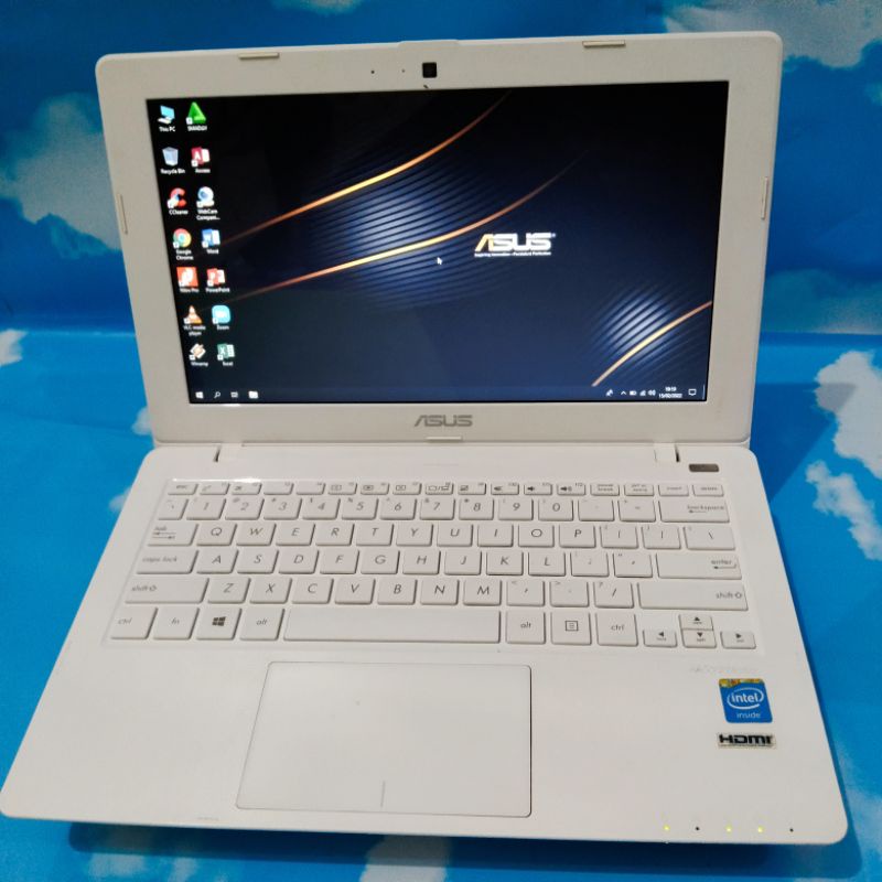 PROMO LAPTOP LEPTOP 1JUTAAN 1 JUTAAN SEKEN NOTEBOOK SECOND BEKAS MURAH ASUS X200 HDD 500GB MURAH RAM 2GB 2 GB BERKUALITAS TERMURAH MULUS BERGARANSI.