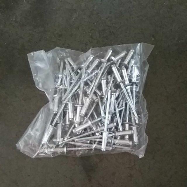 Paku Rivet 435