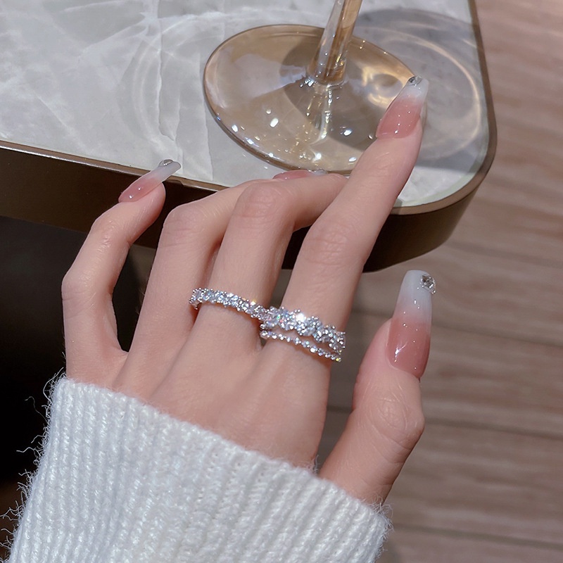 Cincin Model Terbuka Desain Daun Lapis Ganda Bahan Zirkon Warna Silver Gaya Korea Untuk Hadiah