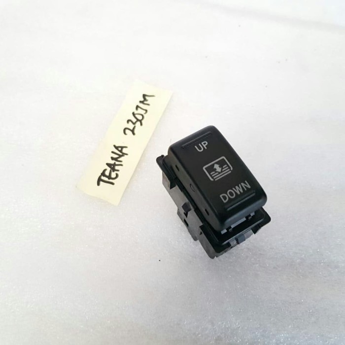 switch krey belakang Nissan TEANA 230JM {Part by BMW Speciall Part}