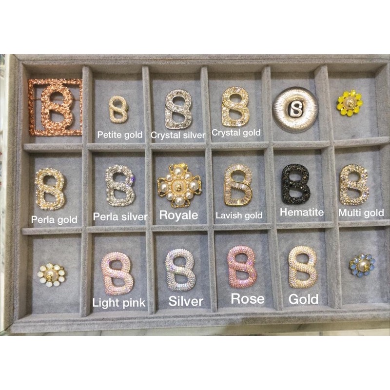 READY NEW ORIGINAL  BUTTONSCARVES brooch gleaming luxe hematite black signature perla beaded star fl