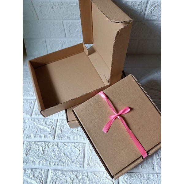 

Box Kardus Pizza coklat