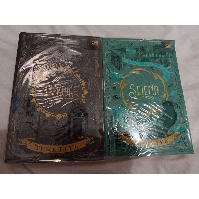 preloved novel selena & nebula tereliye