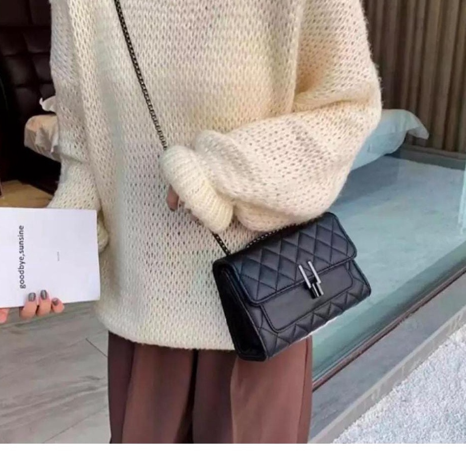 tas amora rantai hitam ulir tebal - tas slempang chelsy  - tas rantai hitam ulir tebal - tas slempan