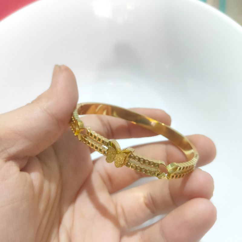 gelang wanita model buterfly gold berbahan titanium aksesoris wanita