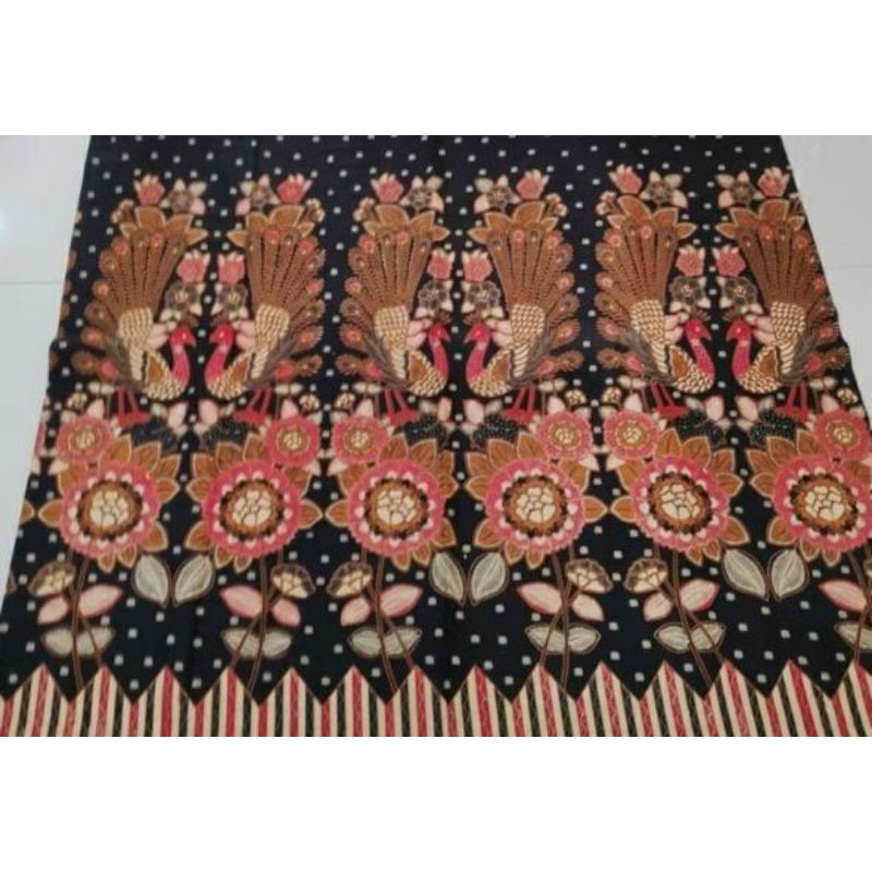 kain batik solo motif merak kembar bunga matahari