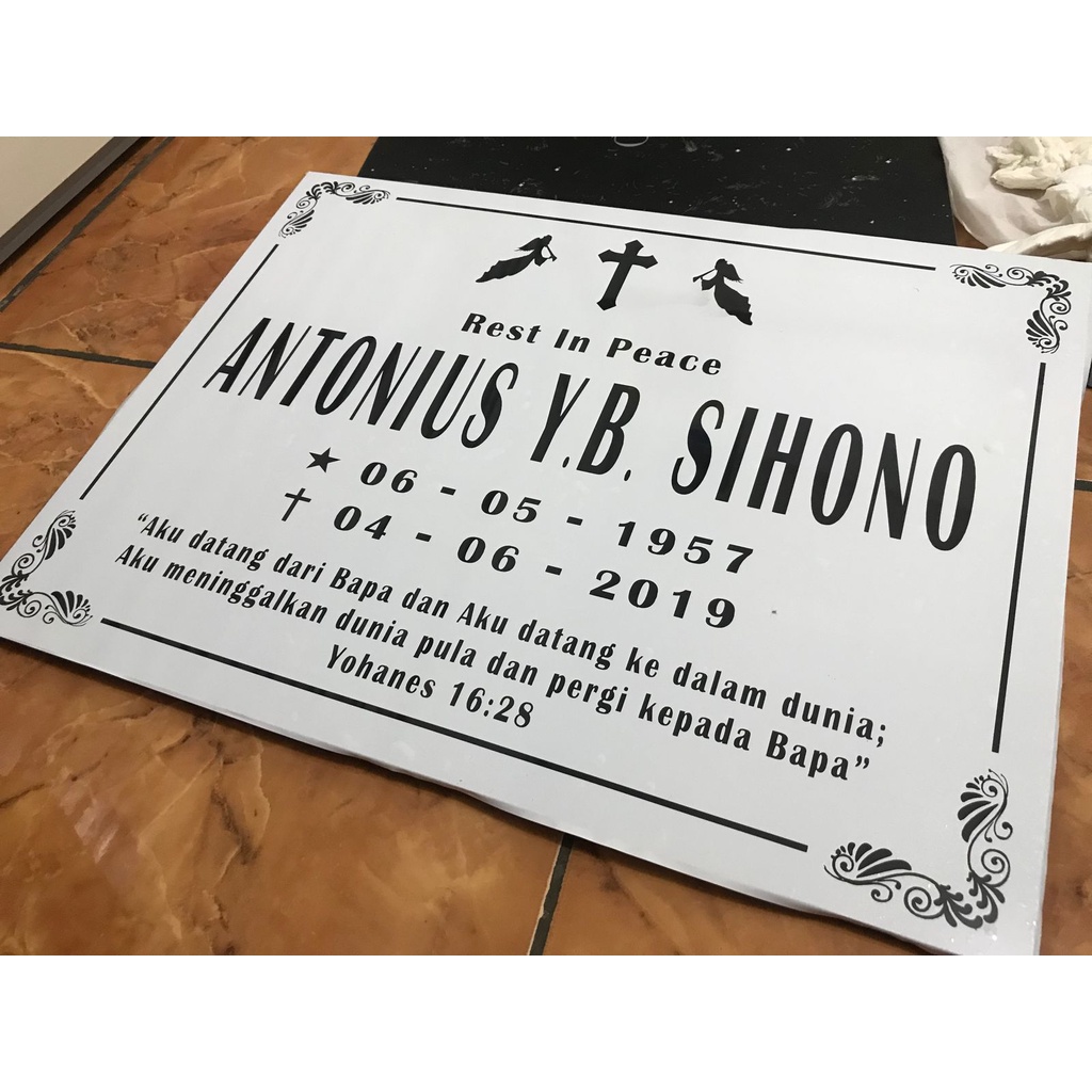 

Sticker Batu Nisan