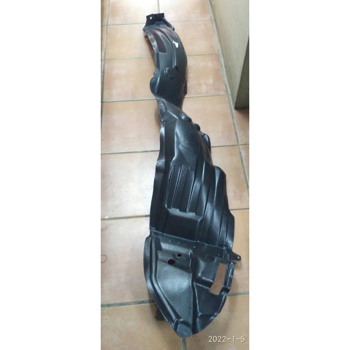 LINER FENDER Toyota Corolla Altis 14-ON DEPAN