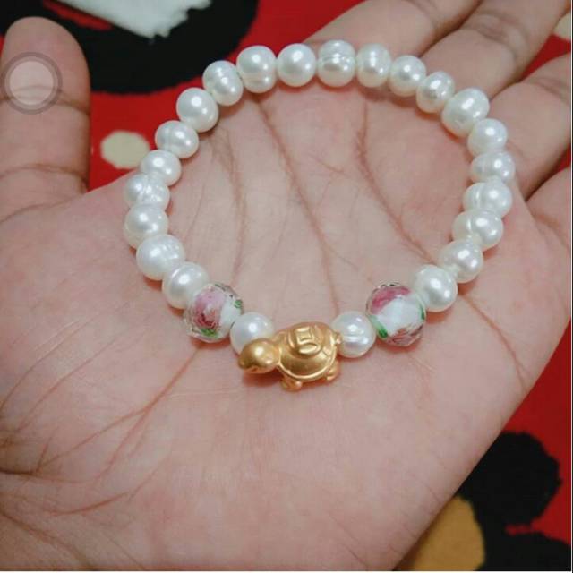 gelang emas charm kura