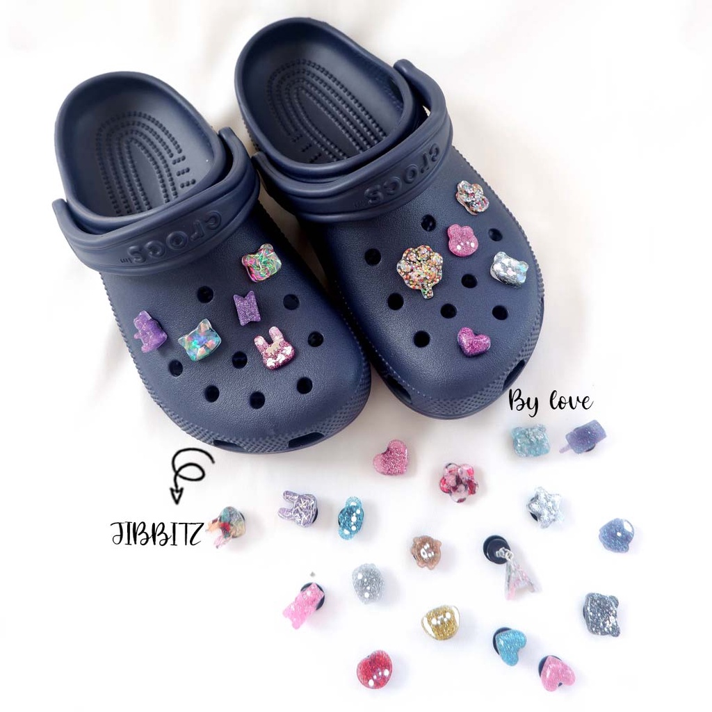 (READY STOCK) JIBBITZ CROCS AKSESORIS SEPATU RESIN BENTUK HEART/STAR/BEAR/LOGO BTS/BT21