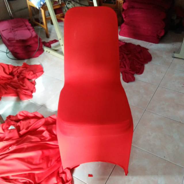 Sarung kursi futura ketat