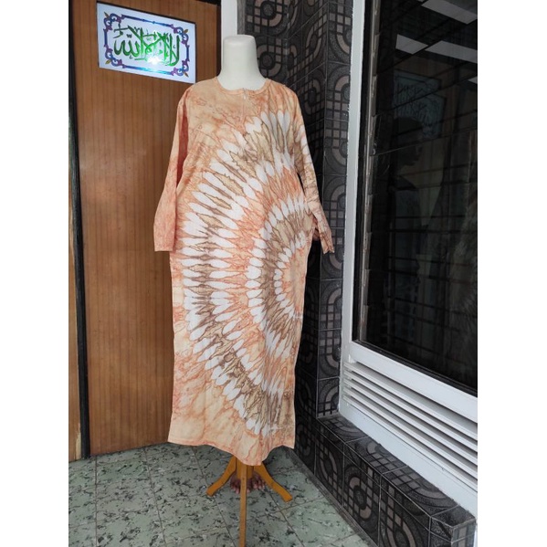 Longdres Kaos Motif Batik Abstrak Lengan Panjang