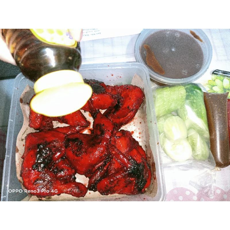 

AYAM CHARSIU MADU HALAL