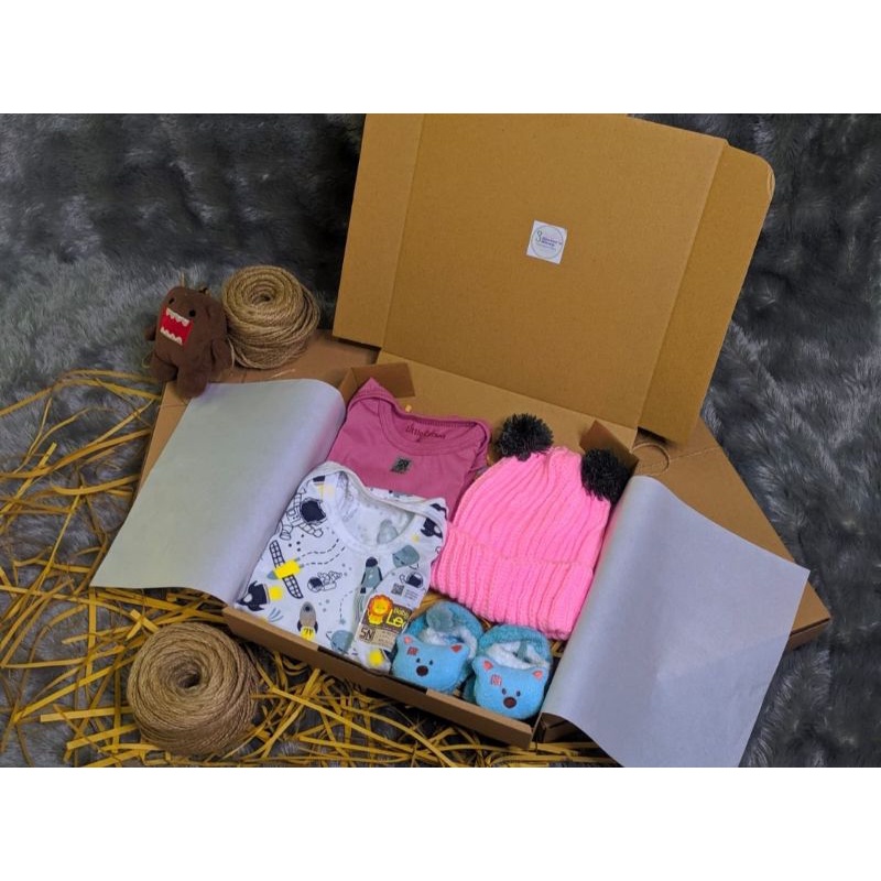 

HAMPERS BABY NEWBORN/ BABY GIFT SET