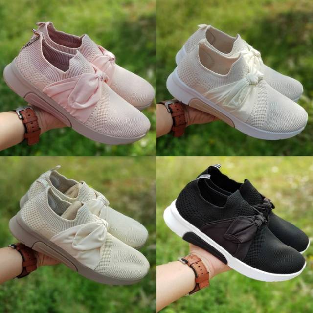 Sepatu skechers jogger wanita/woman