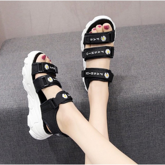 TBIG [COD] Sandal Gladiator 3 Tali Strap FLOWER Wanita Import Korea Style Santai Gunung Wanita