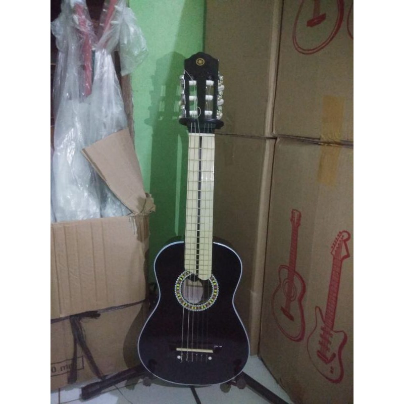 Gitar kecil senar 6