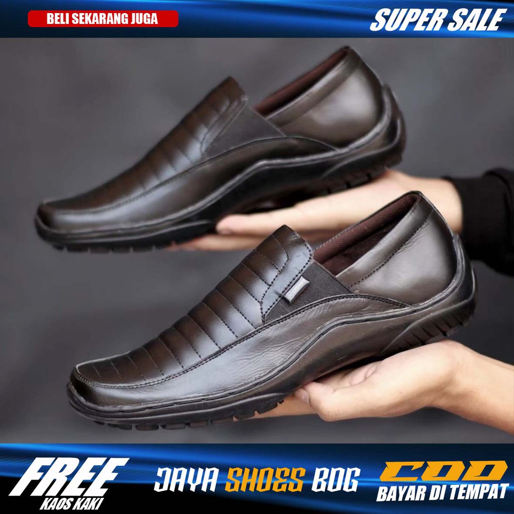 Sepatu Kasual Slip On Pria Original CVNY Kulit Asli  Sepatu Kerja Casual Premium Terbaru Terlaris