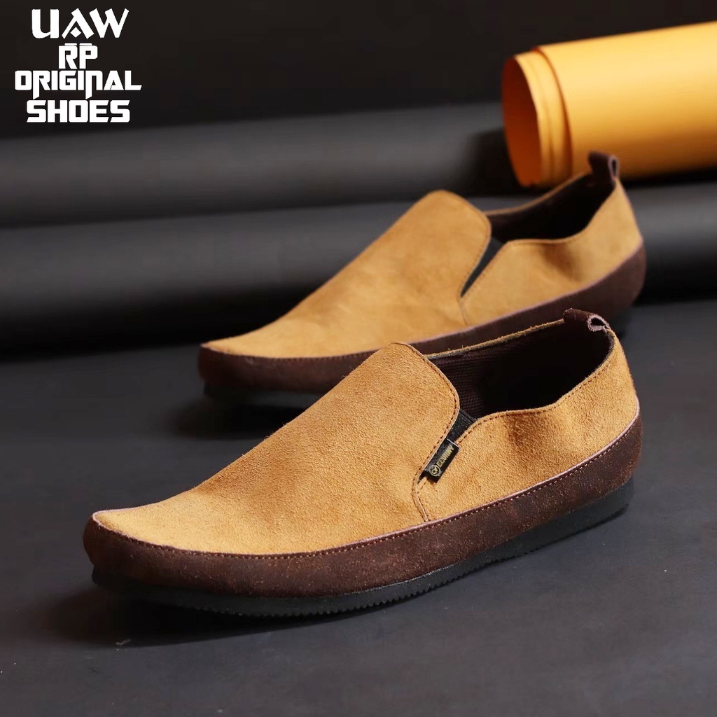 Garansi 100% Ori x CEVANY | SEPATU SLIP ON CEVANY MARIO TAN - Sepatu Slip On Kulit Suede Pria Tan