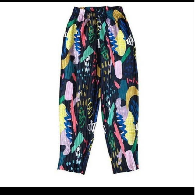 Nadjani/nadjani Indonesia/pleats/pants/jumbo