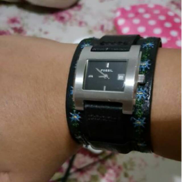 Jam fossil vintage