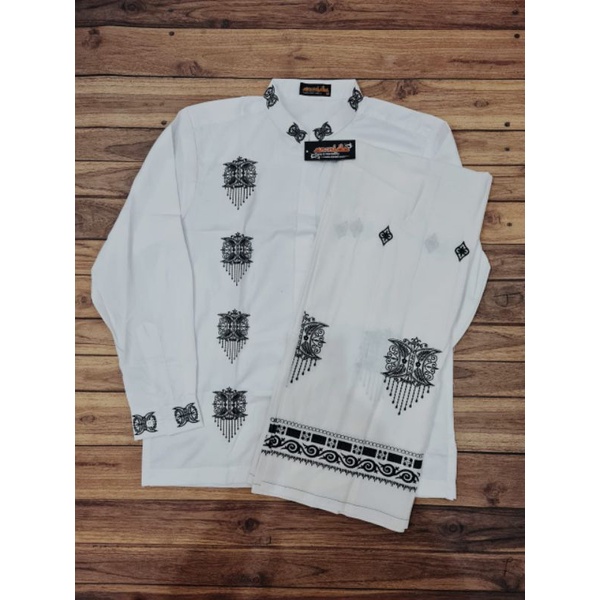 setelah baju Koko pintu Aceh