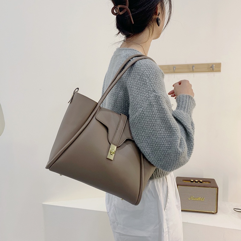 (2PC BISA IKG)GTBI998876561  New arrival  !!! Tas Tote Bag  Wanita Import Premium +WALLET