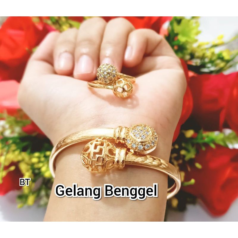 GELANG WANITA BENGGLE MOTIF BOLA FULL PERMATA FHASION WANITA