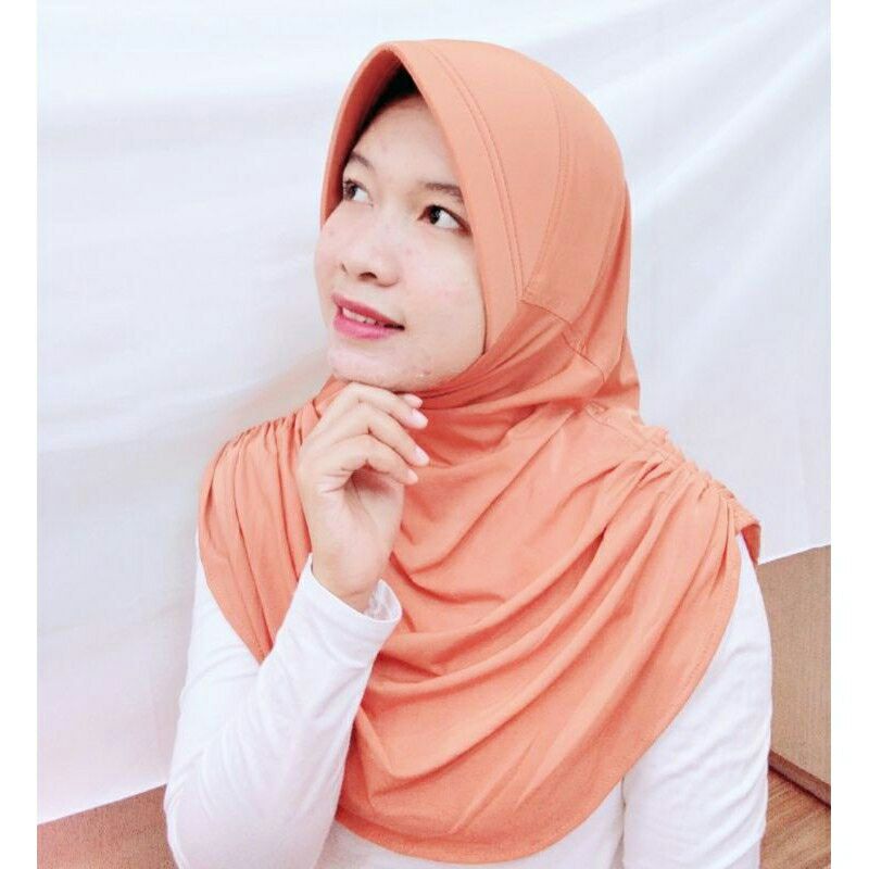 Daily Hijab instan serut samping