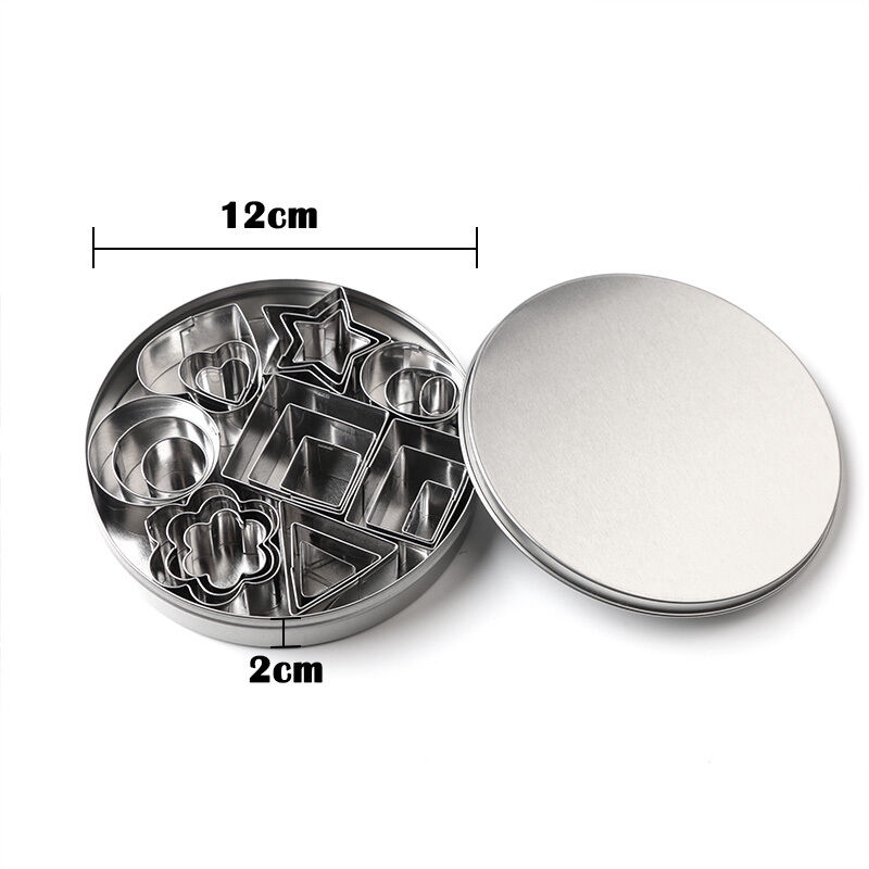24pcs / set Cetakan Kue Bentuk Hati Bintang Bunga Bahan Stainless Steel Untuk Dapur