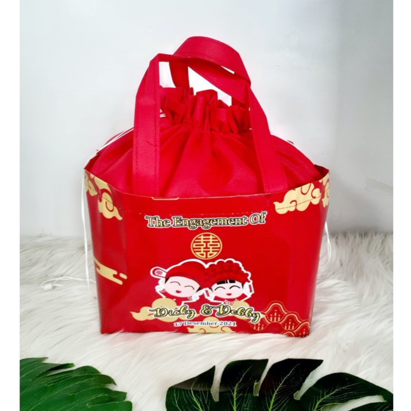 

Tas Goodie Bag Serut Sangjit Custom Nama Muat Nasi Box
