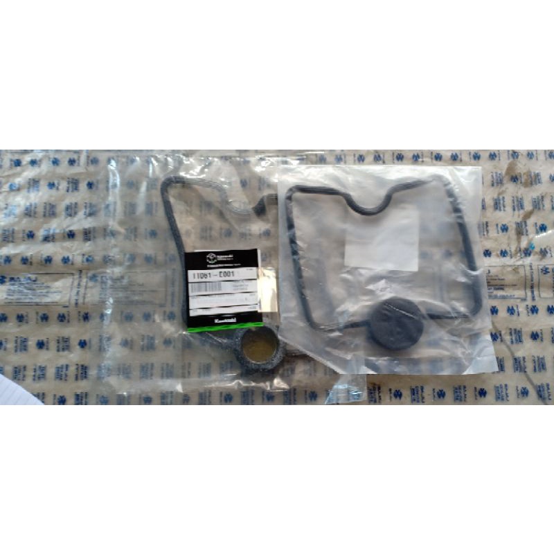 GASKET HEAD KARET NS200 GASKET CILINDER HEAD COVER BAJAJ 200NS PAKING CYLINDER HEAD COVER PULSAR 200