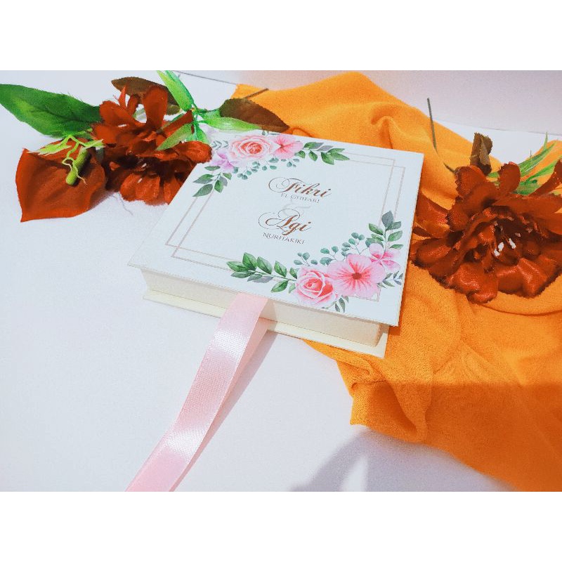 

Hard Box Custom 15×10×5