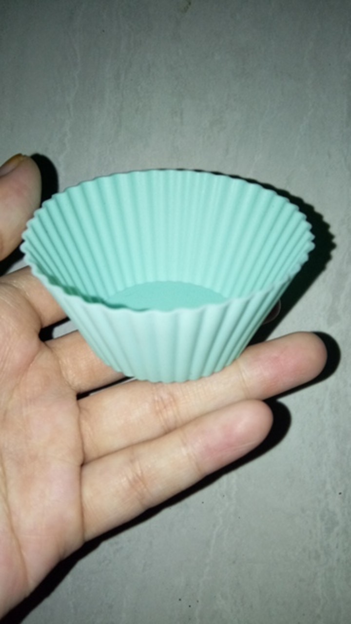 Cetakan Kue Bentuk Bulat Bahan Silikon Gaya Casual Untuk Anak-anak