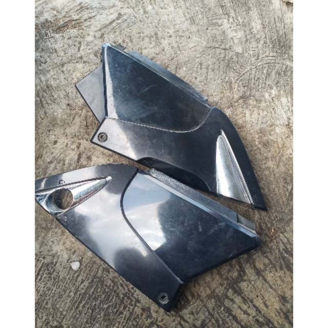 Bok Aki samping Tiger revo original utuh