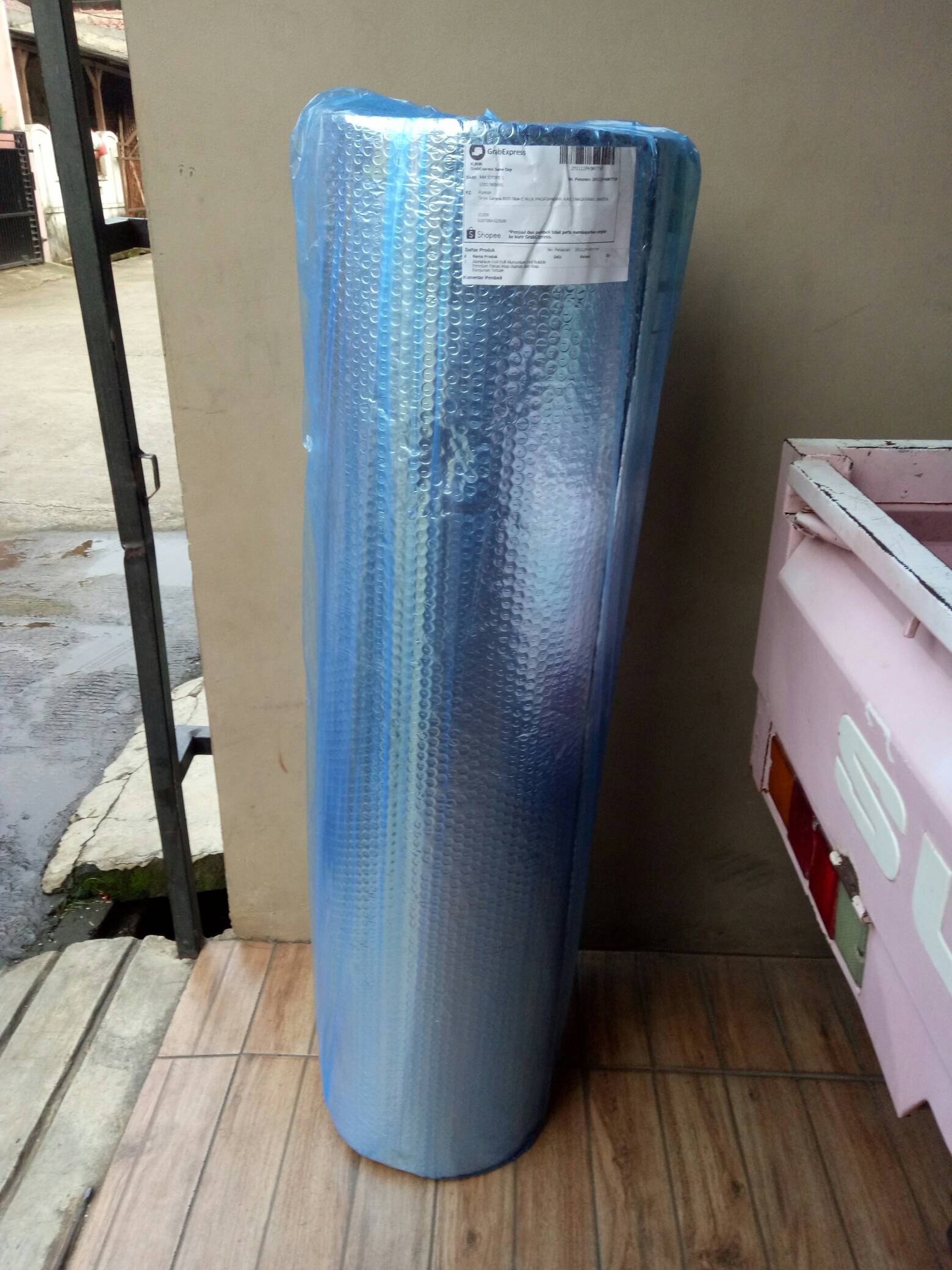 Aluminium Foil Roll Alumunium Foil Bubble Peredam Panas Atap Rumah Dan  Atap Bangunan Terbaik