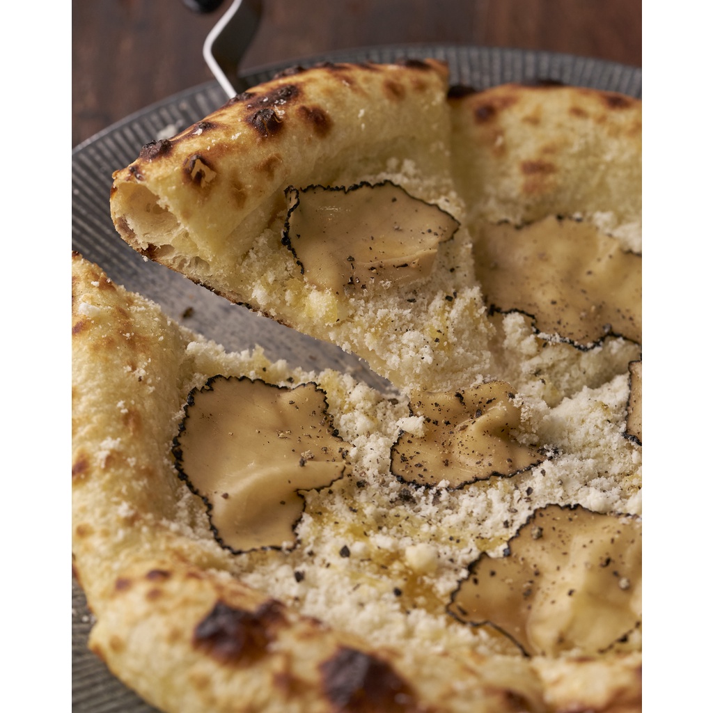 

Oma Elly - Truffle Pizza