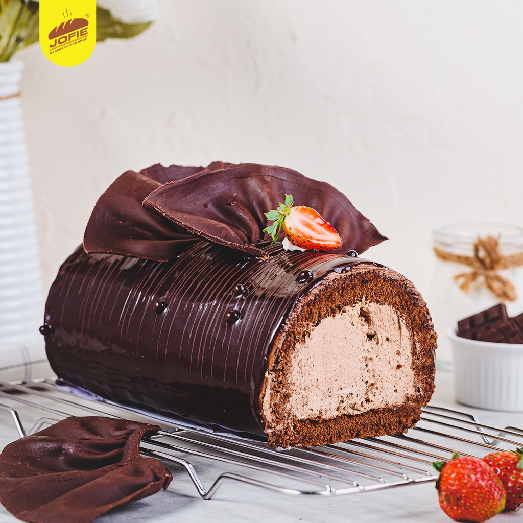 

Jofie Balmond by Jofie Bakery Kue Ulang Tahun