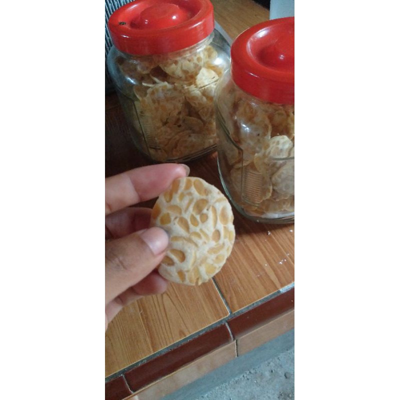 

tempe kripik tapioka / makanan ringan